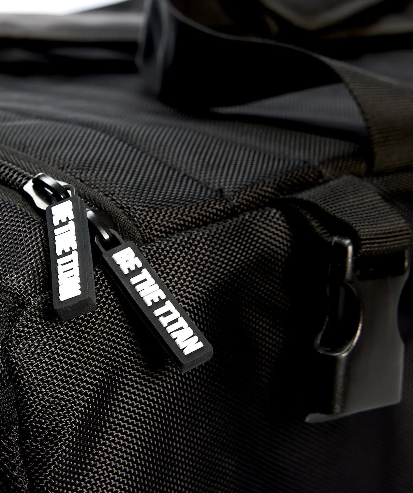 T1TAN Sac de sport noir- Sacs