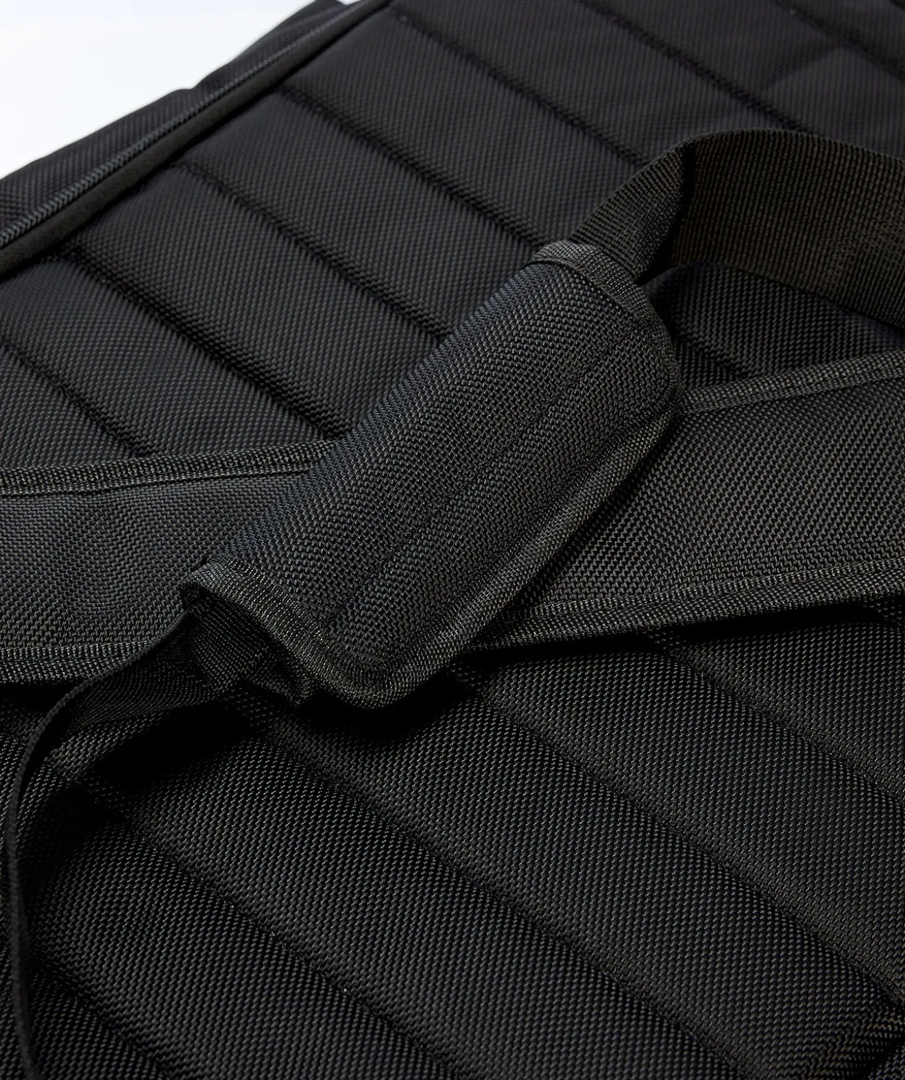 T1TAN Sac de sport noir- Sacs